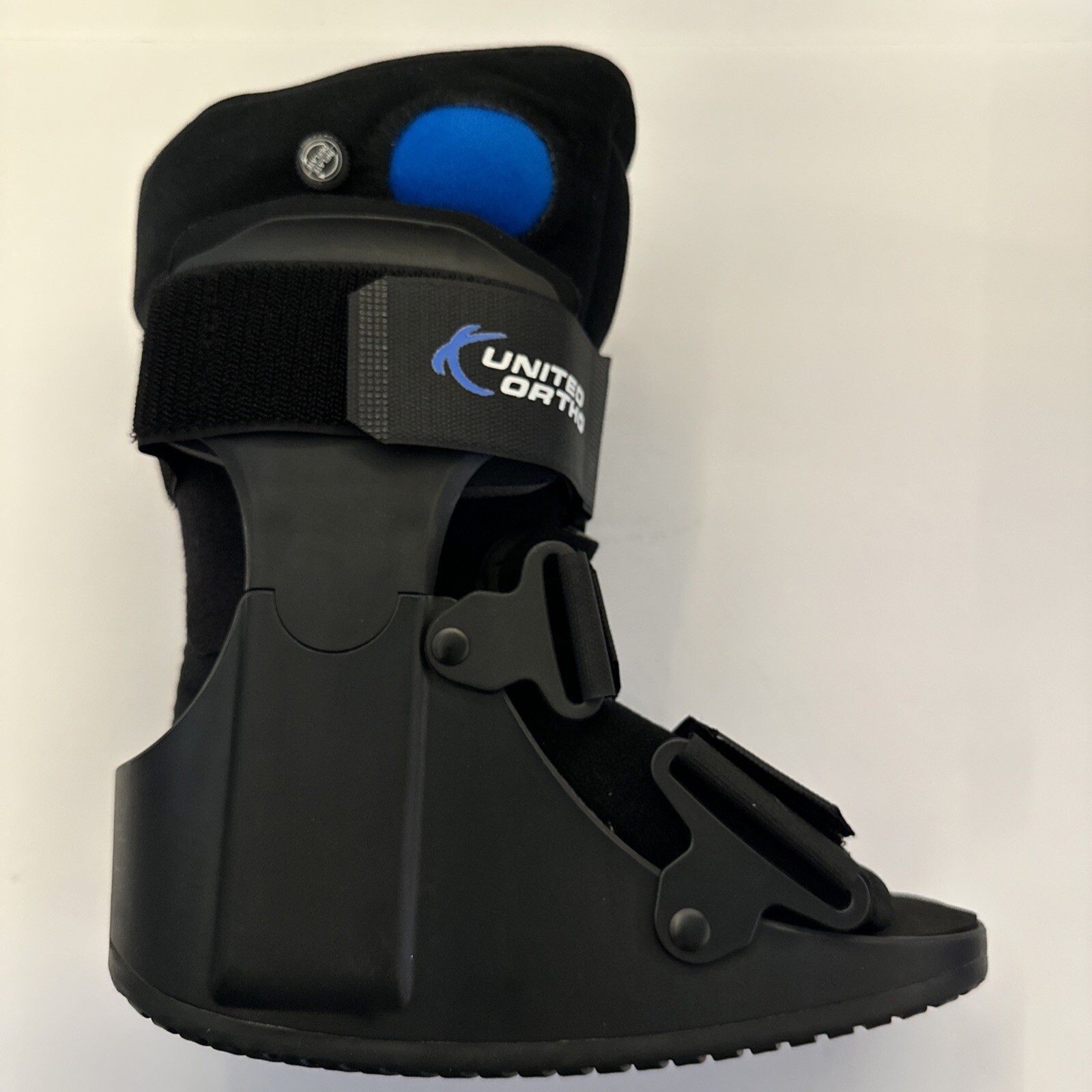 United Ortho USA14115 Walker Fracture Boot XSmall Black XS