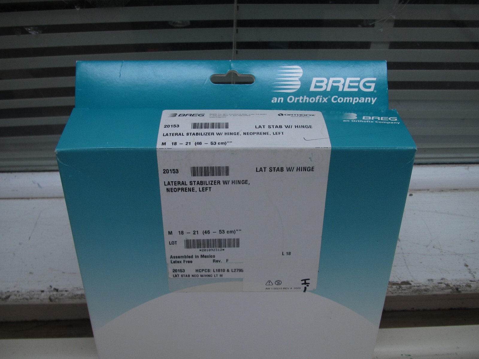 Breg Lateral Stabilizer W/ Hinge Soft Knee Brace Neoprene Left Medium 20153