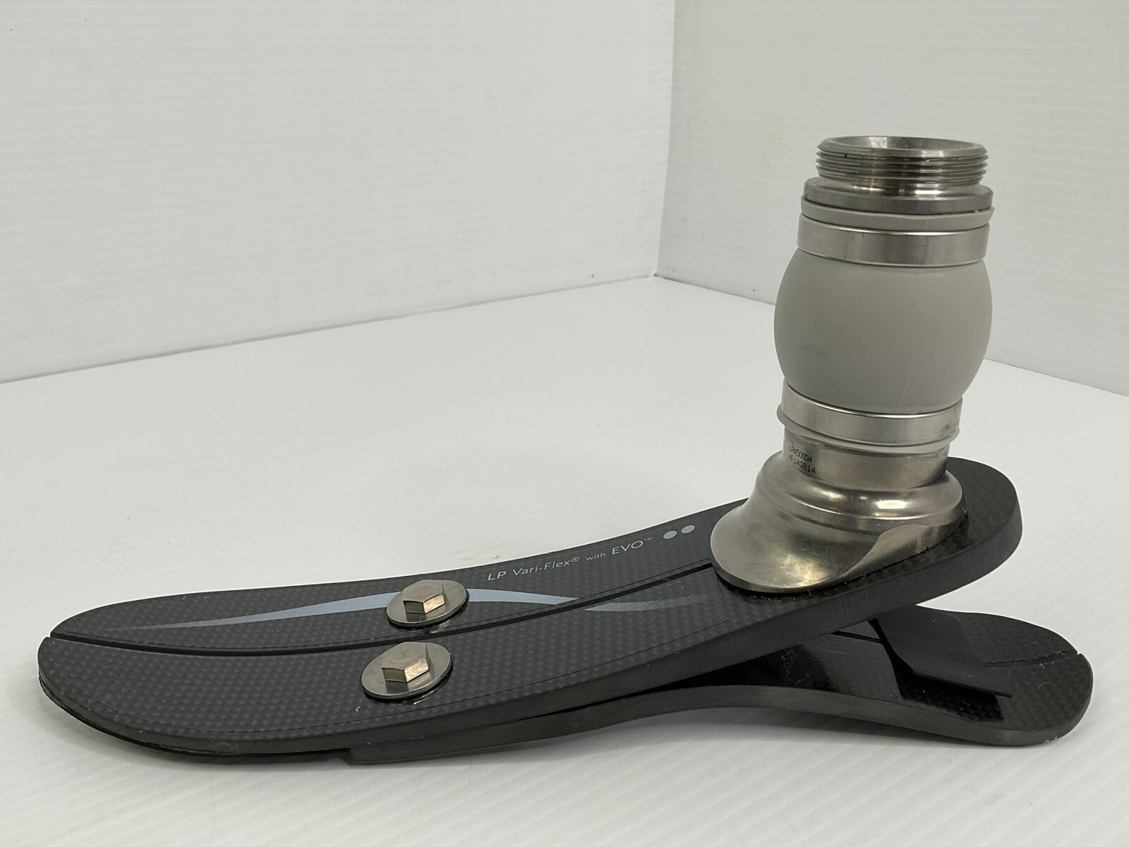 OSSUR LP VARI-FLEX w EVO LOW PROFILE TORSION SHOCK PROSTHETIC FOOT Sz 29 / CAT 7
