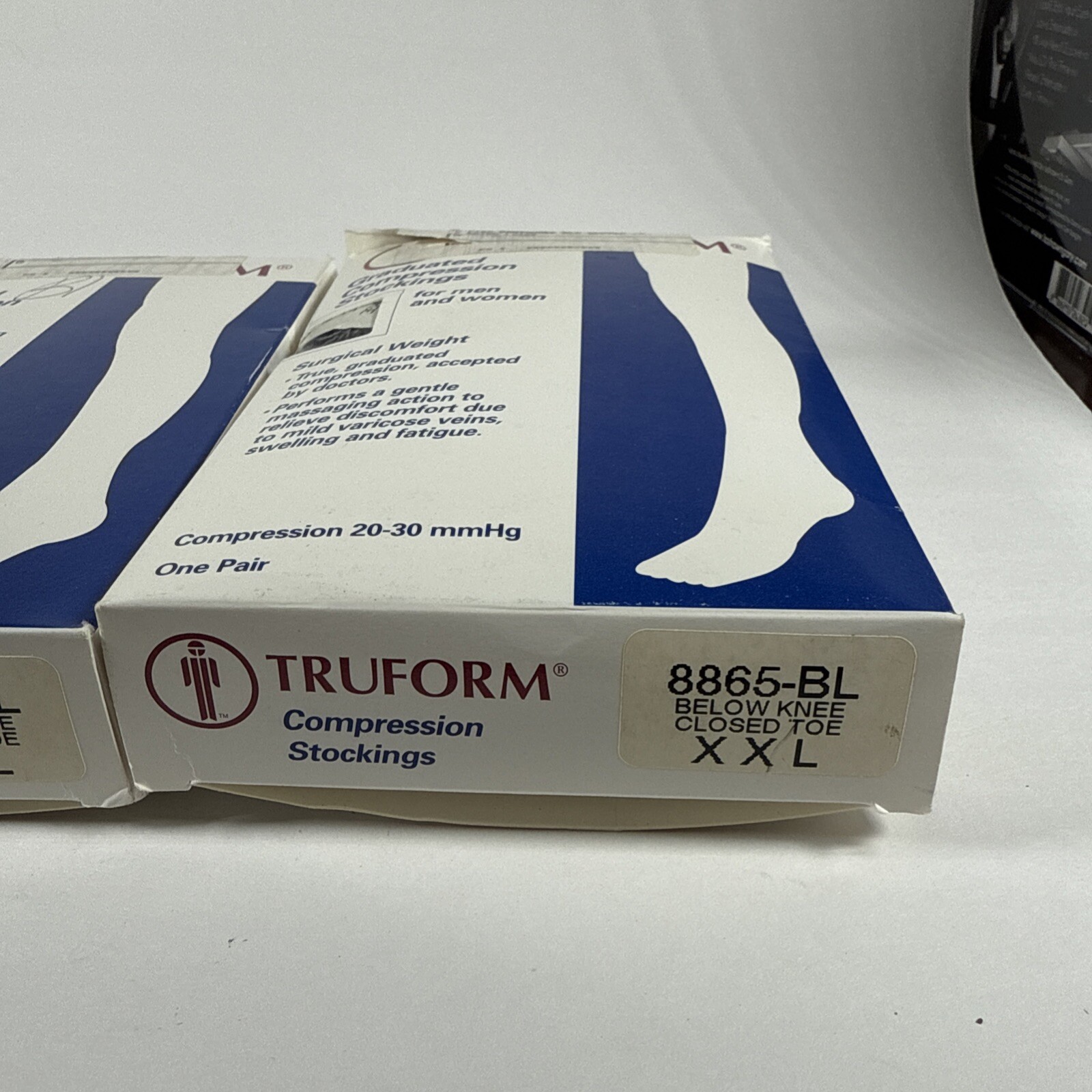 Truform 20-30 mmHg Below Knee Soft Top Compression Stockings Closed Toe Black