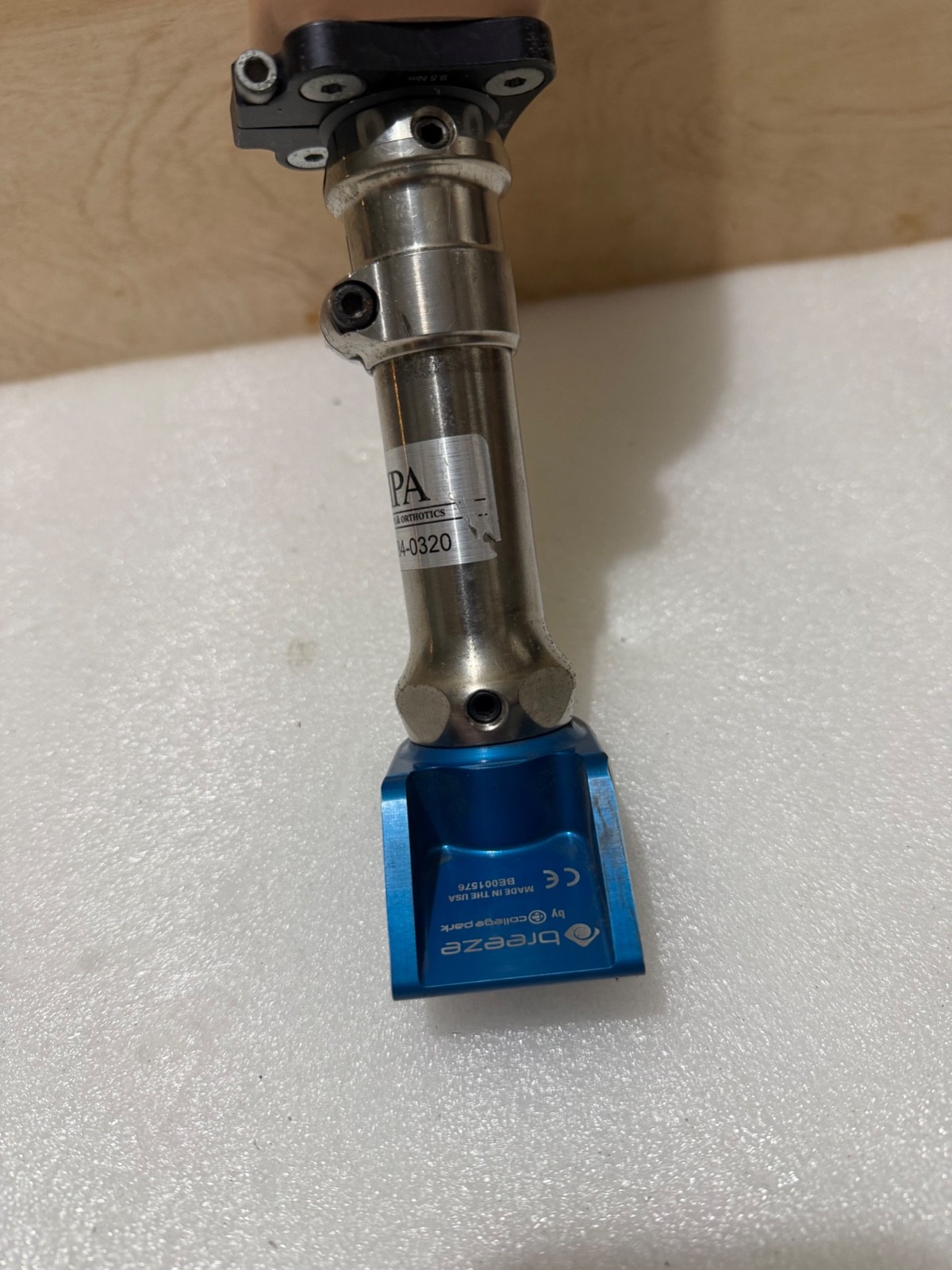 Prosthetic Socket With Pylon Hosmer USA Parts Ankle /College Park Breeze