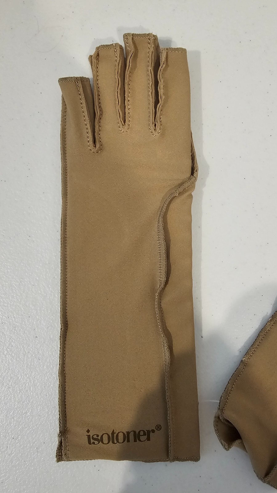 Isotoner Therapeutic Compression Gloves Open Finger Camel Large Arthritis Pain