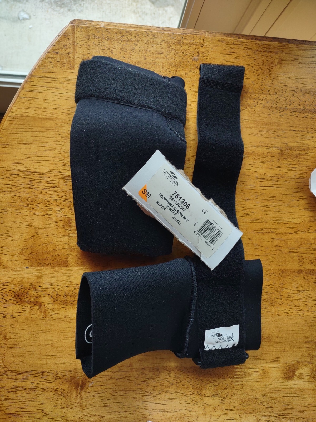 (2) Sammons Preston Rolyan neoprene elbow SLV W/STRP small