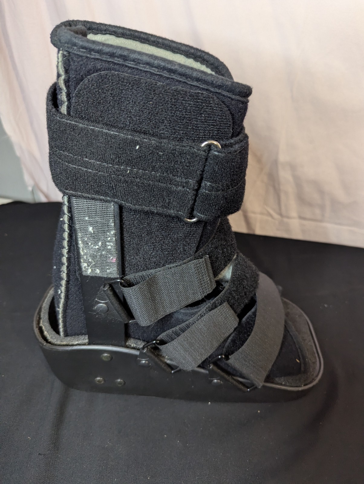 Maxtrax DJO ortho adult medium foot ankle short leg cast low top walker boot