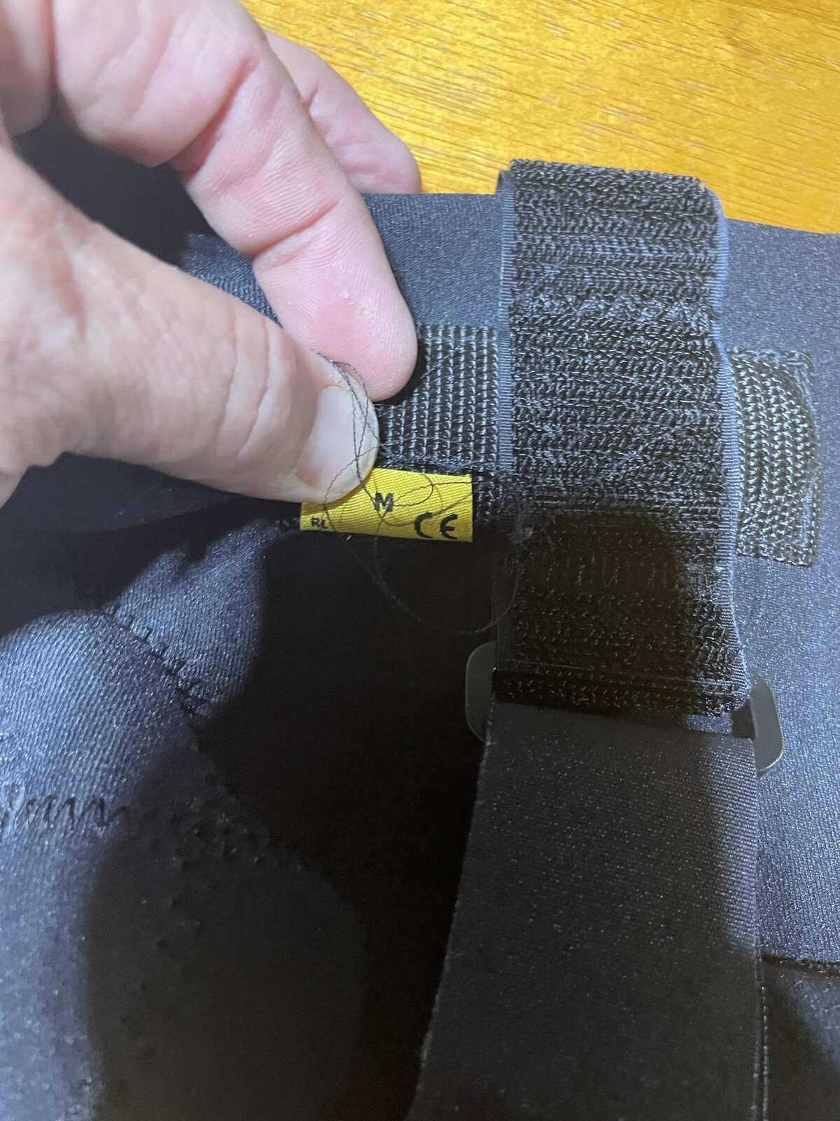 Futuro Sport Adjustable Knee Stabilizer Knee Brace