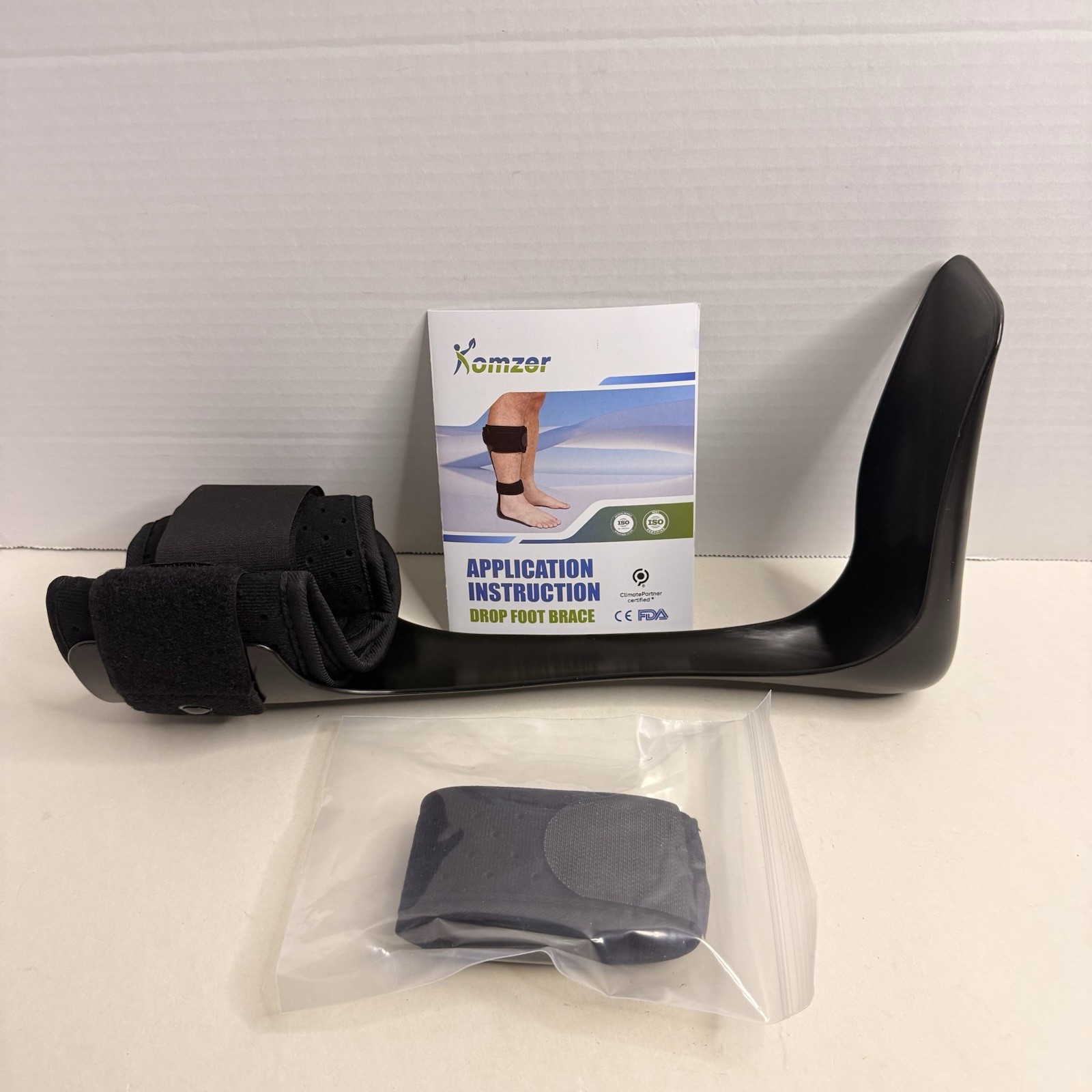 Komzer AFO Drop Foot Brace Right Foot Medium Orthosis Ankle Support New