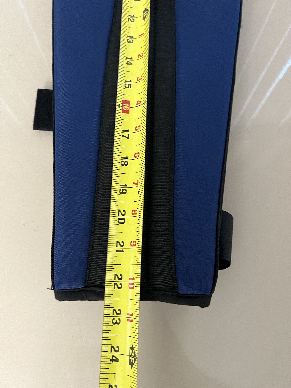 KNEE/LEG – SUPPORT/BRACE DJO Medium WITH ADJUSTABLE STRAPS