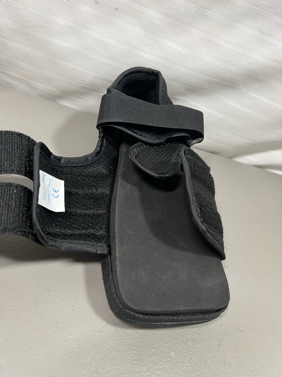 NEW DARCO Women’s SMALL Square Toe Black Medical Surgical 9.75” Shoe-MQW1B