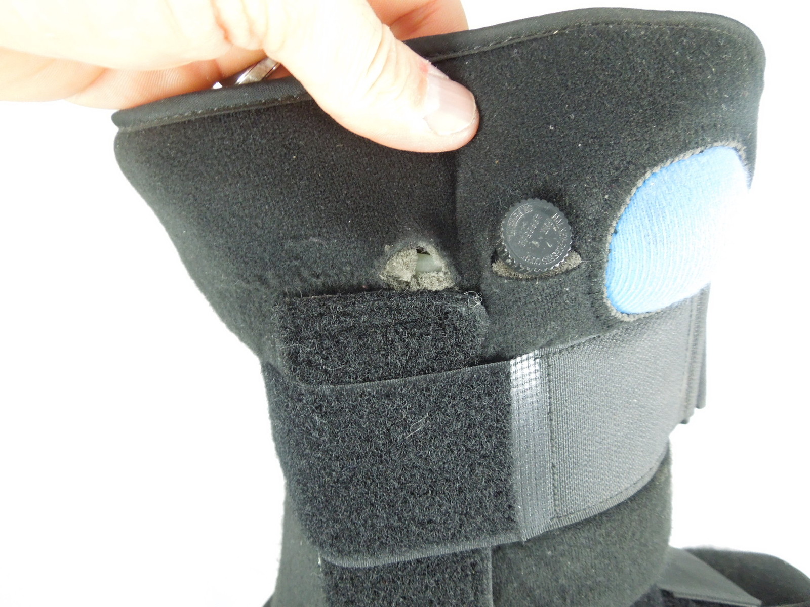 OSSUR INFLATABLE FOOT ANKLE BRACE Black Metal size medium Removable Support Cast
