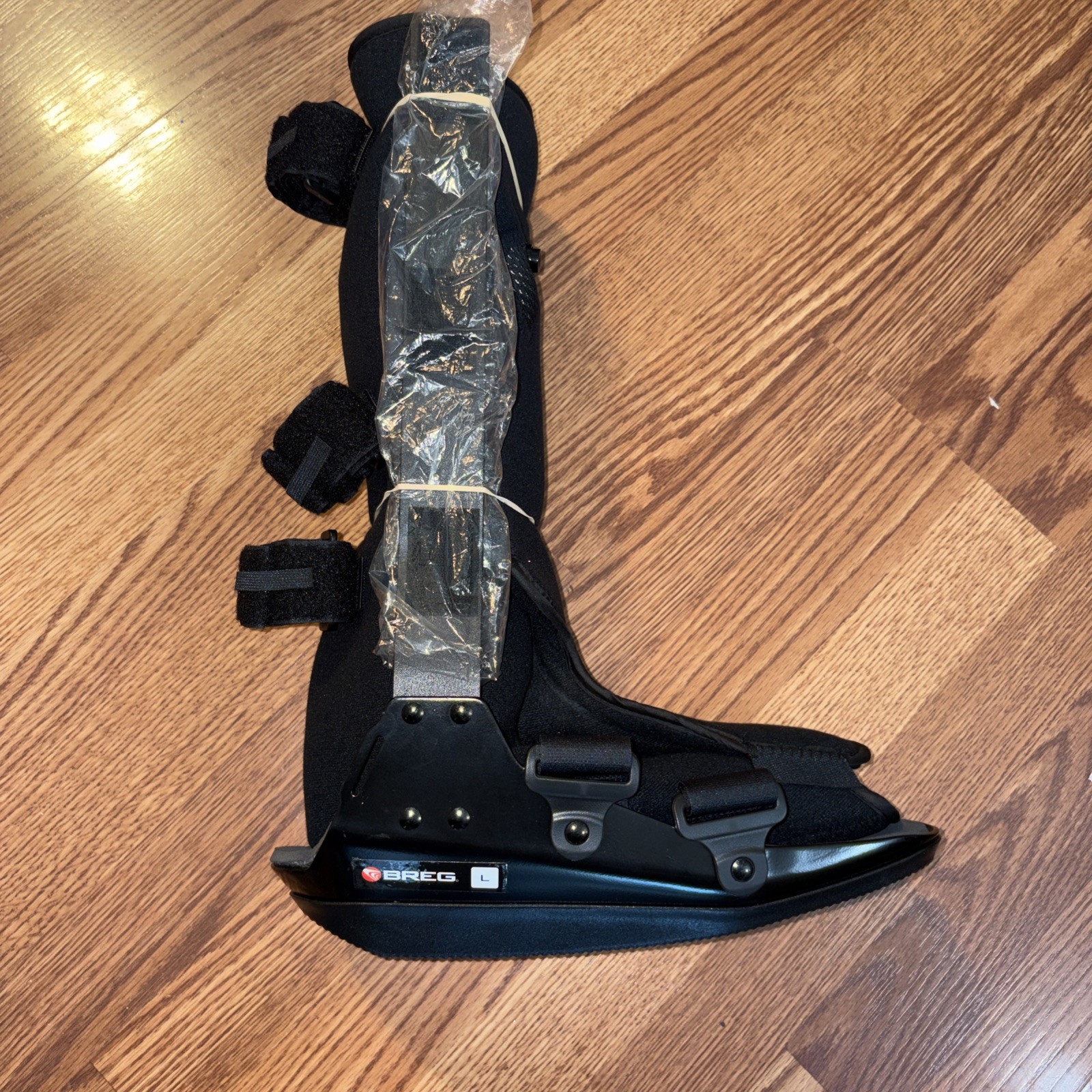 BREG Walking Boot Medical High Top Ankle Surgery Brace Sz Large Air Pump Lift