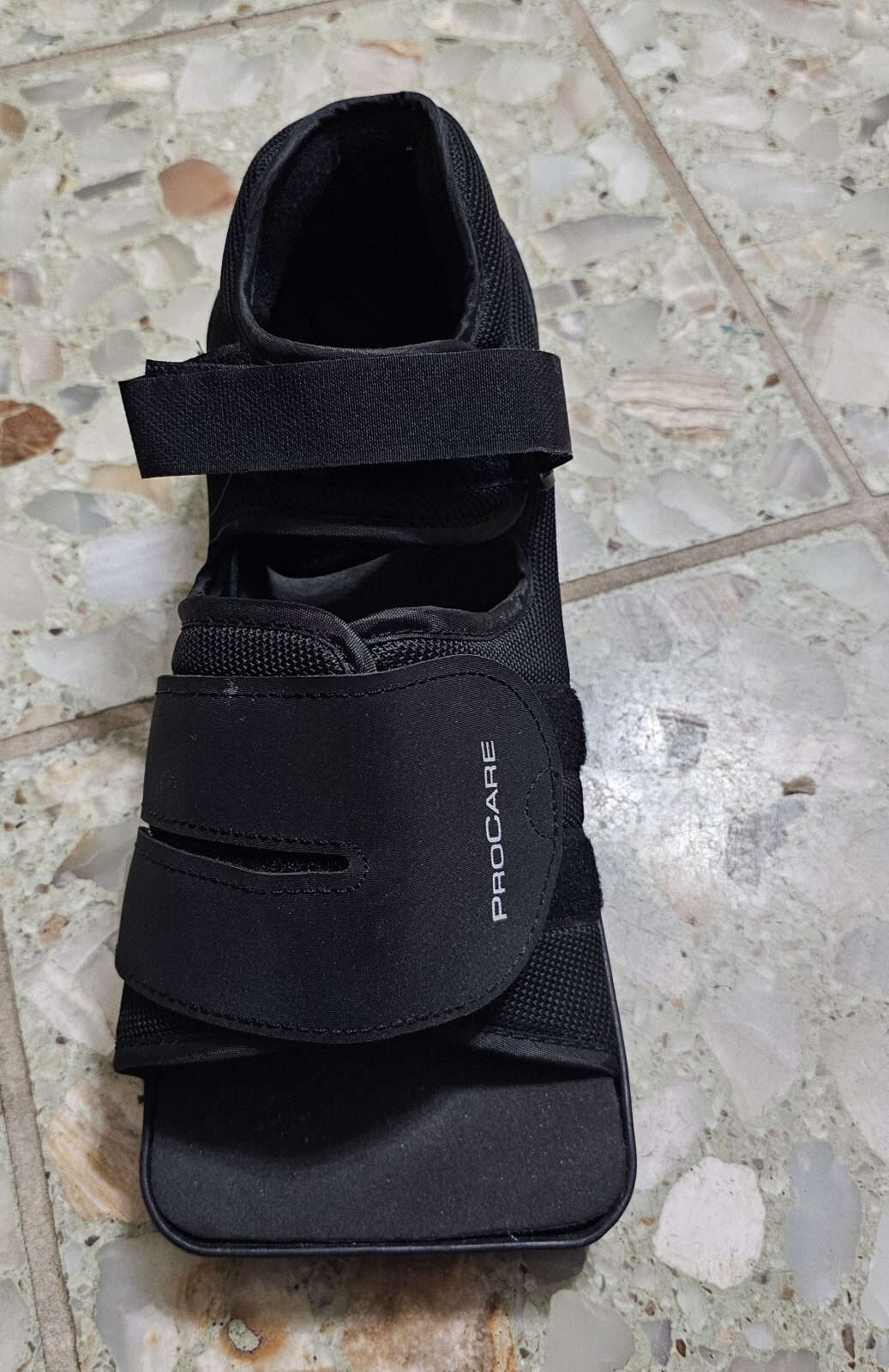 ProCare Squared Toe Post-Op Shoe Size: Large ( Wear on the left or right )