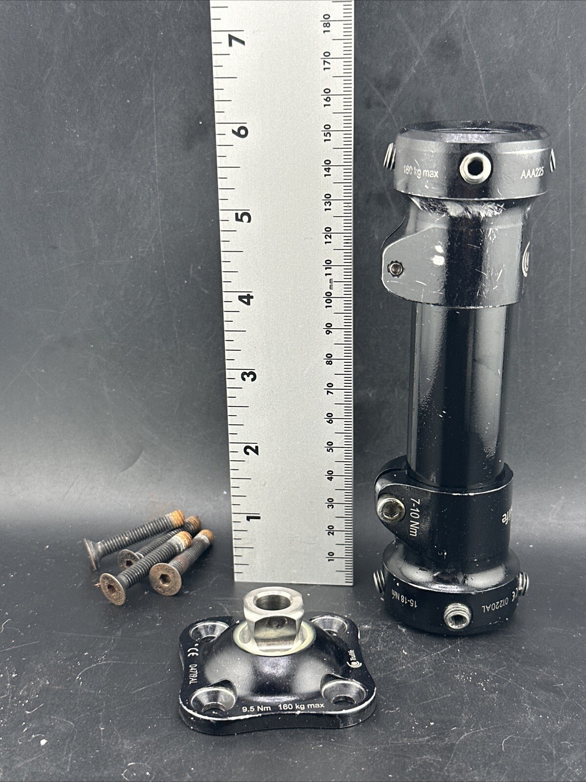 Trulife Prosthetic Components Pylon Tube Clamps. Black 30mm Parts.