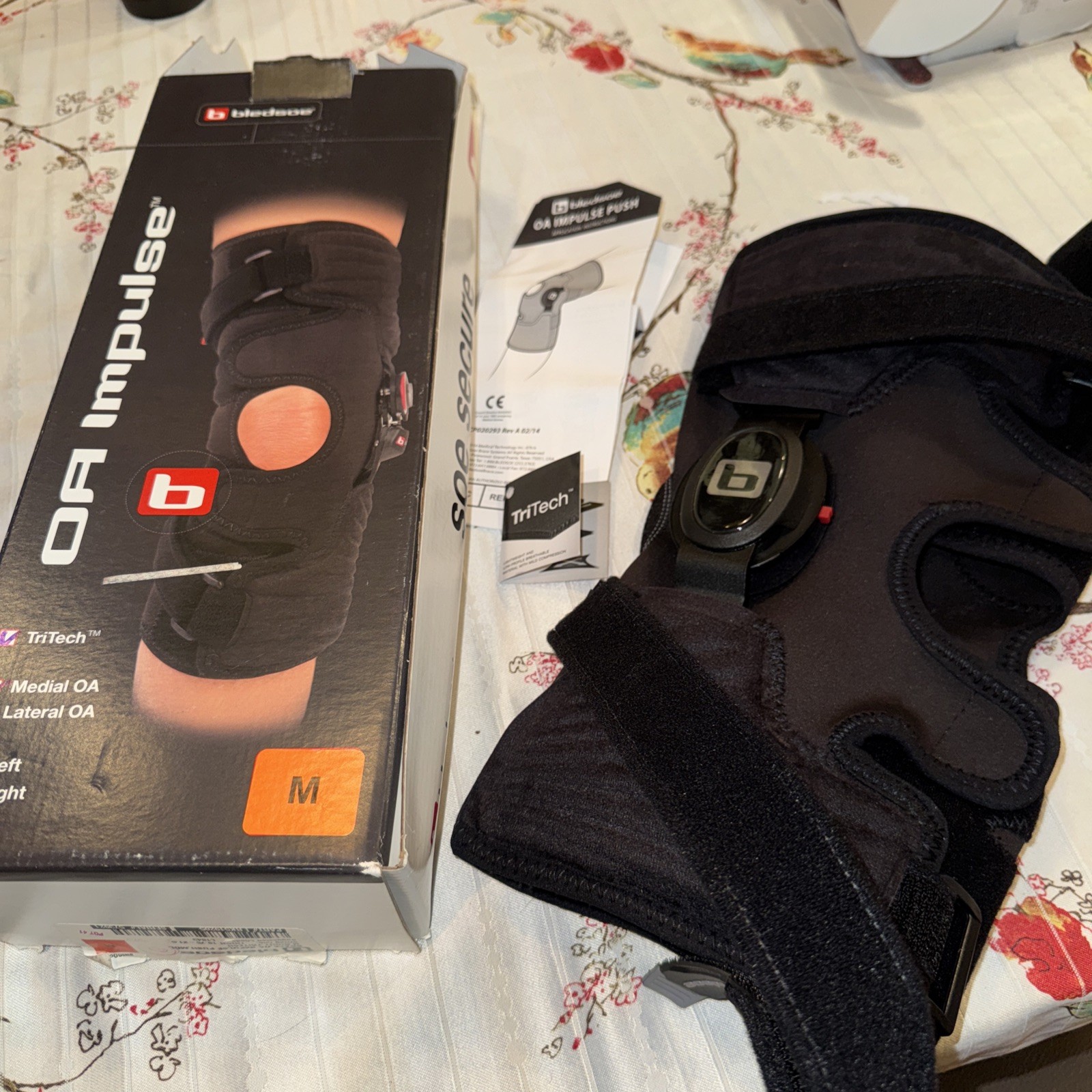 Bledsoe OA Impulse TriTech Medial OA Right Knee Brace Black Size Medium