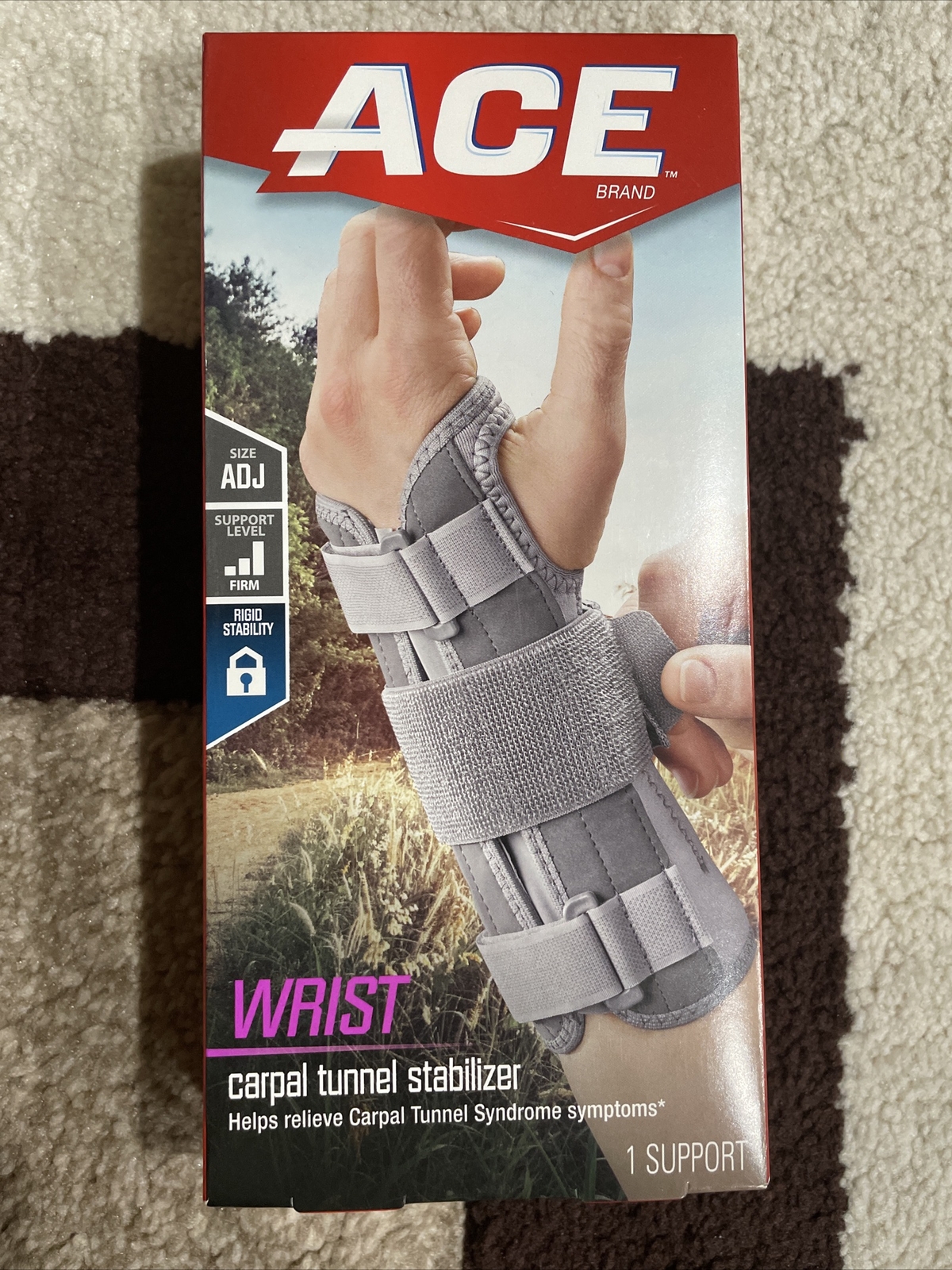 ACE Carpal Tunnel Wrist Stabilizer with Memory Foam Palm – Left wrist