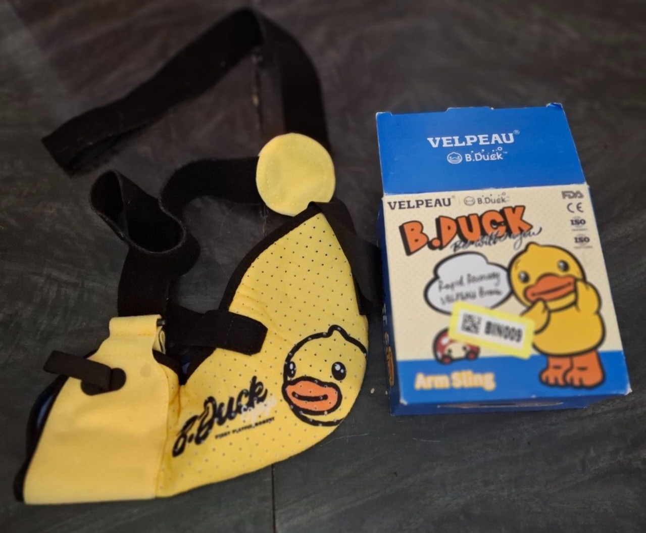 Velpeau B-Duck Arm Sling Rapid Recovery Brace Youth Kids Size 2XS RH Yellow Duck