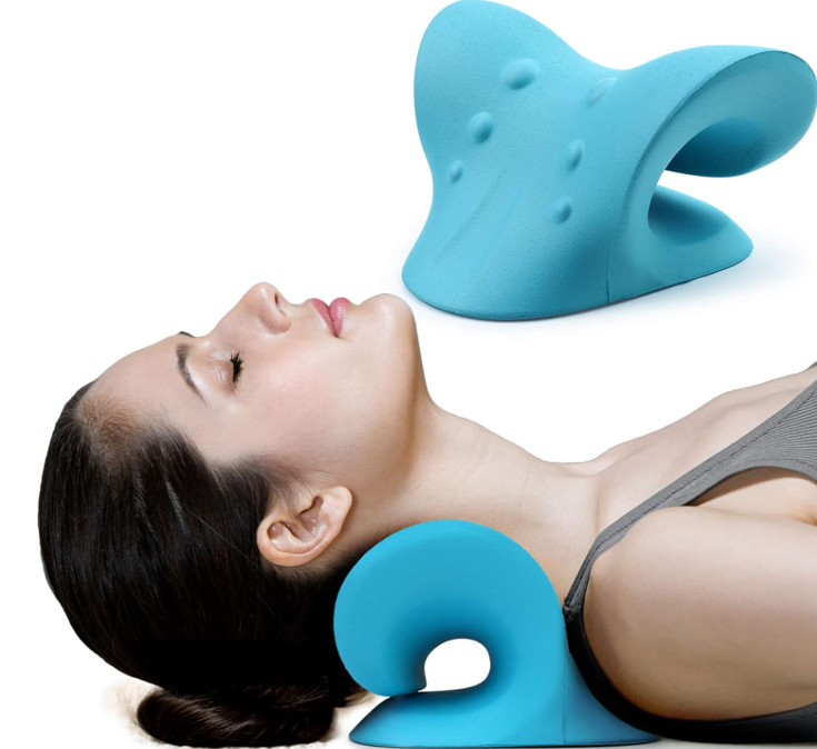 Almohada relajante para cuello y hombros con dispositivo de tracción quiroprácti