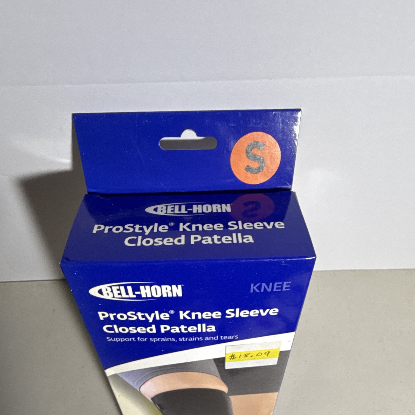 Bell-Horn ProStyle Knee Support Sleeve Closed Patella S Black 203S