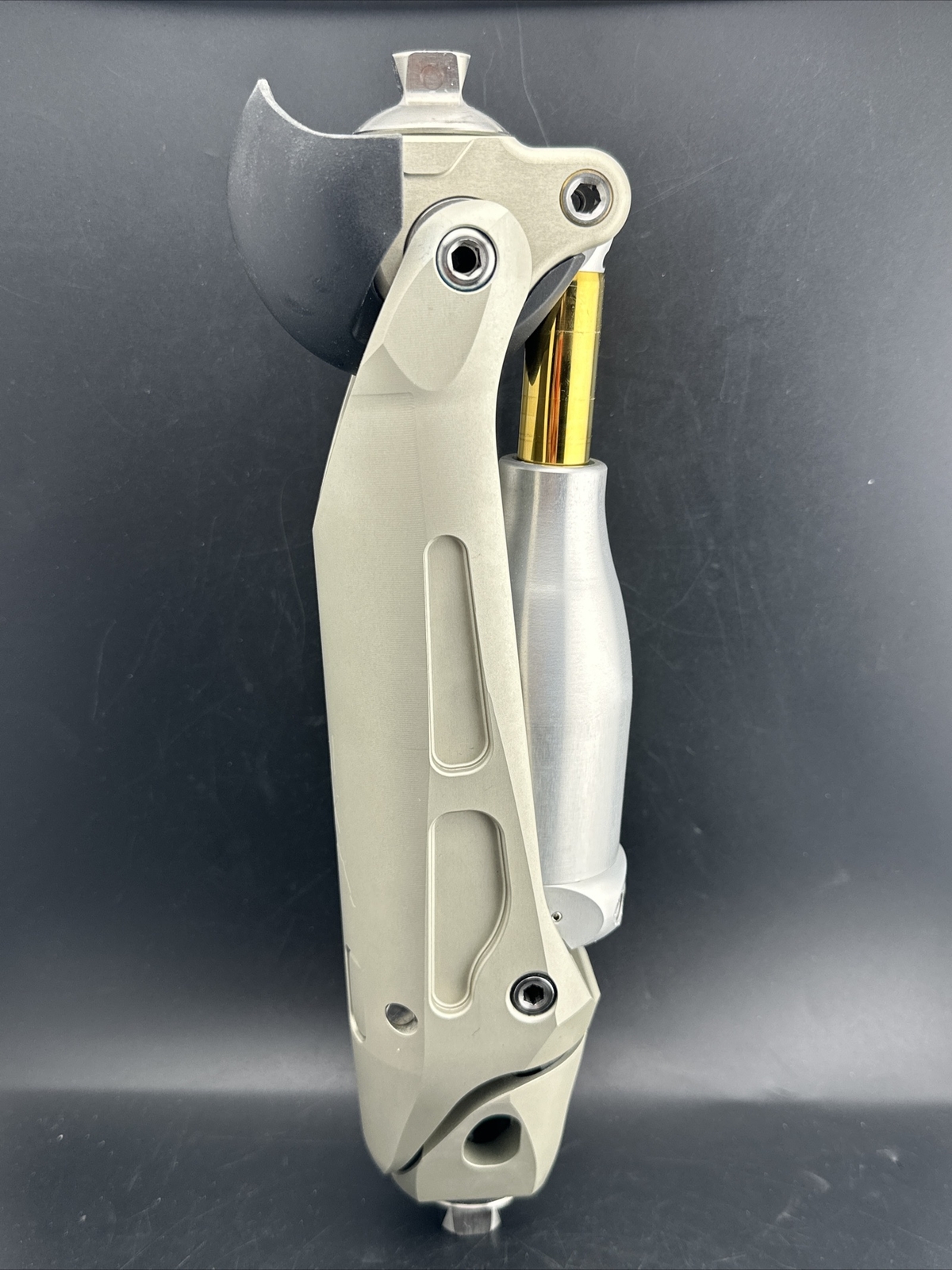 year 2023 VGK knee VGK-GO prosthetic Knee. perfect condition