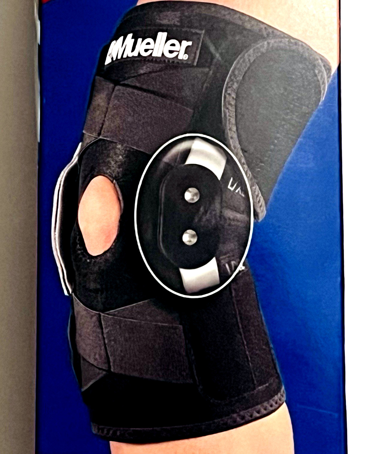 MUELLER SPORT CARE ADJUSTABLE HINGED BLACK KNEE BRACE ONE SIZE FITS MOST 13”-21”