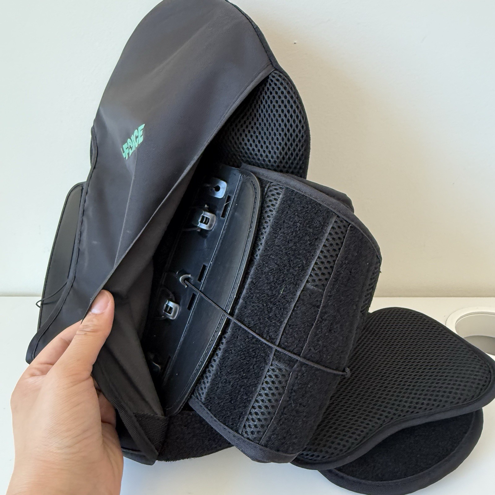 G-Force Cryo Adjustable Back Pain Relief Brace Pre-Loved