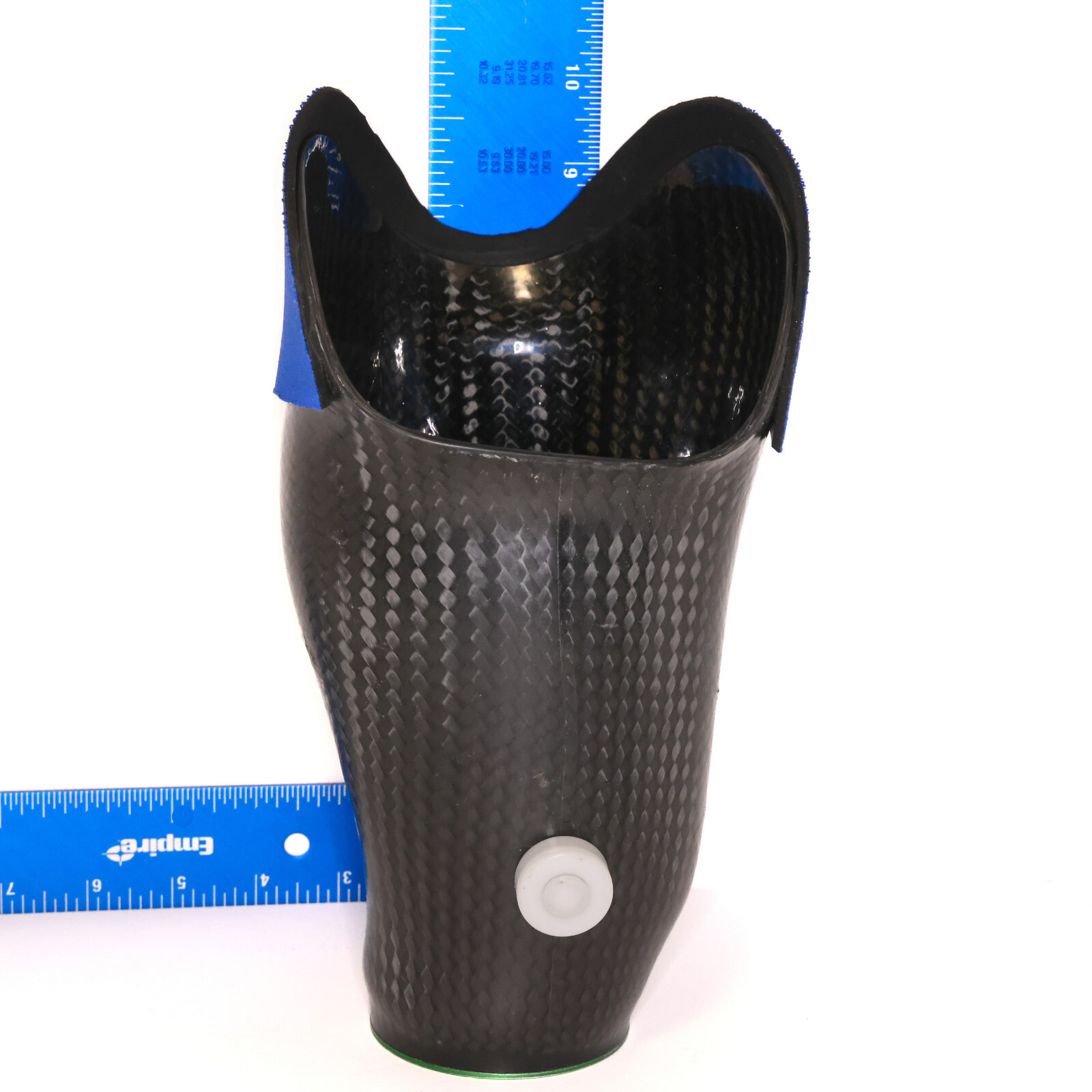 PROSTHETIC BLACK CARBON FIBER LEG SOCKET w EXPULSION VALVE & MOUNTING BASE H=11″