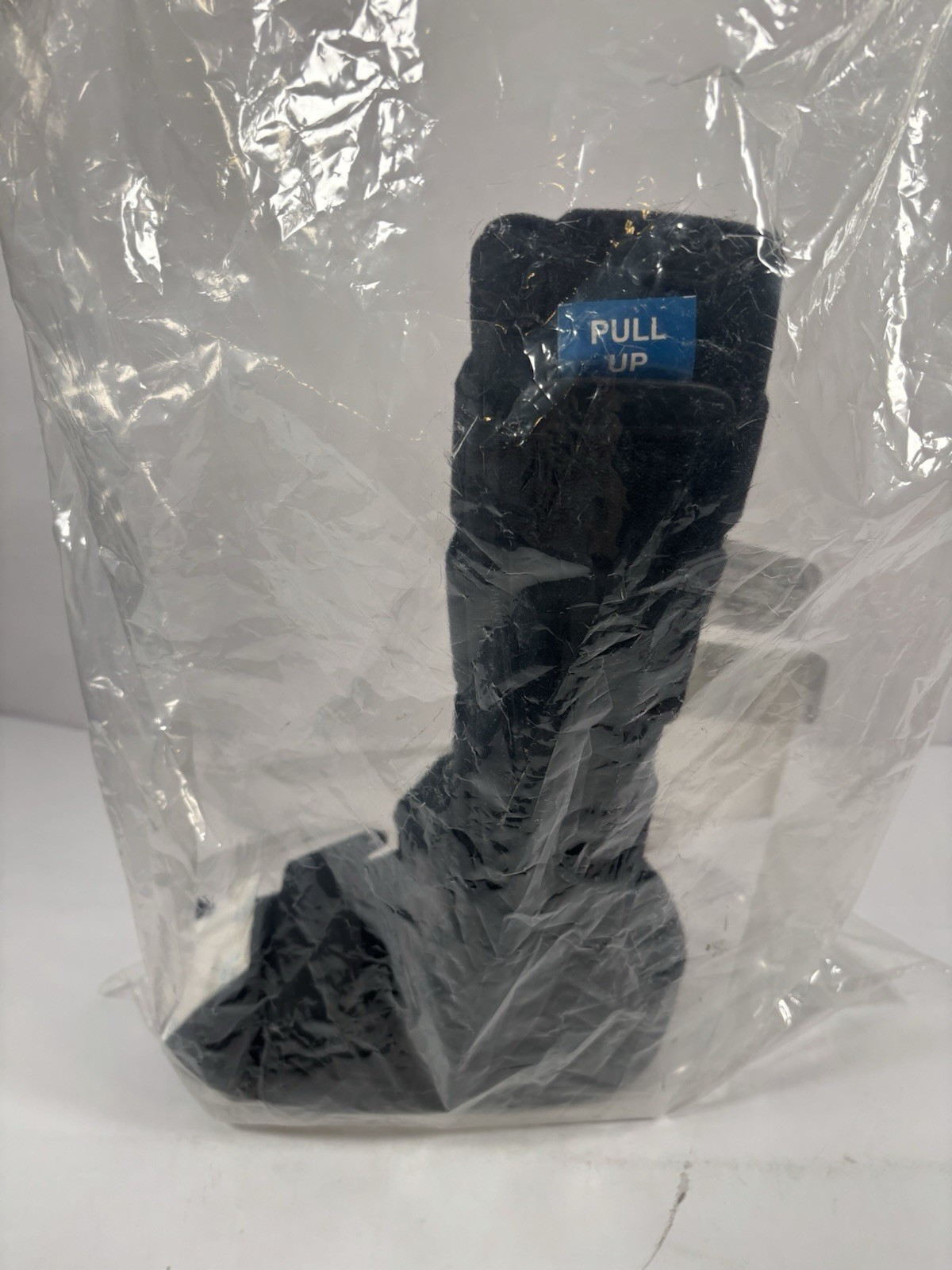 United Ortho Cam Walker Fracture Boot in Black Size Small New & Sealed
