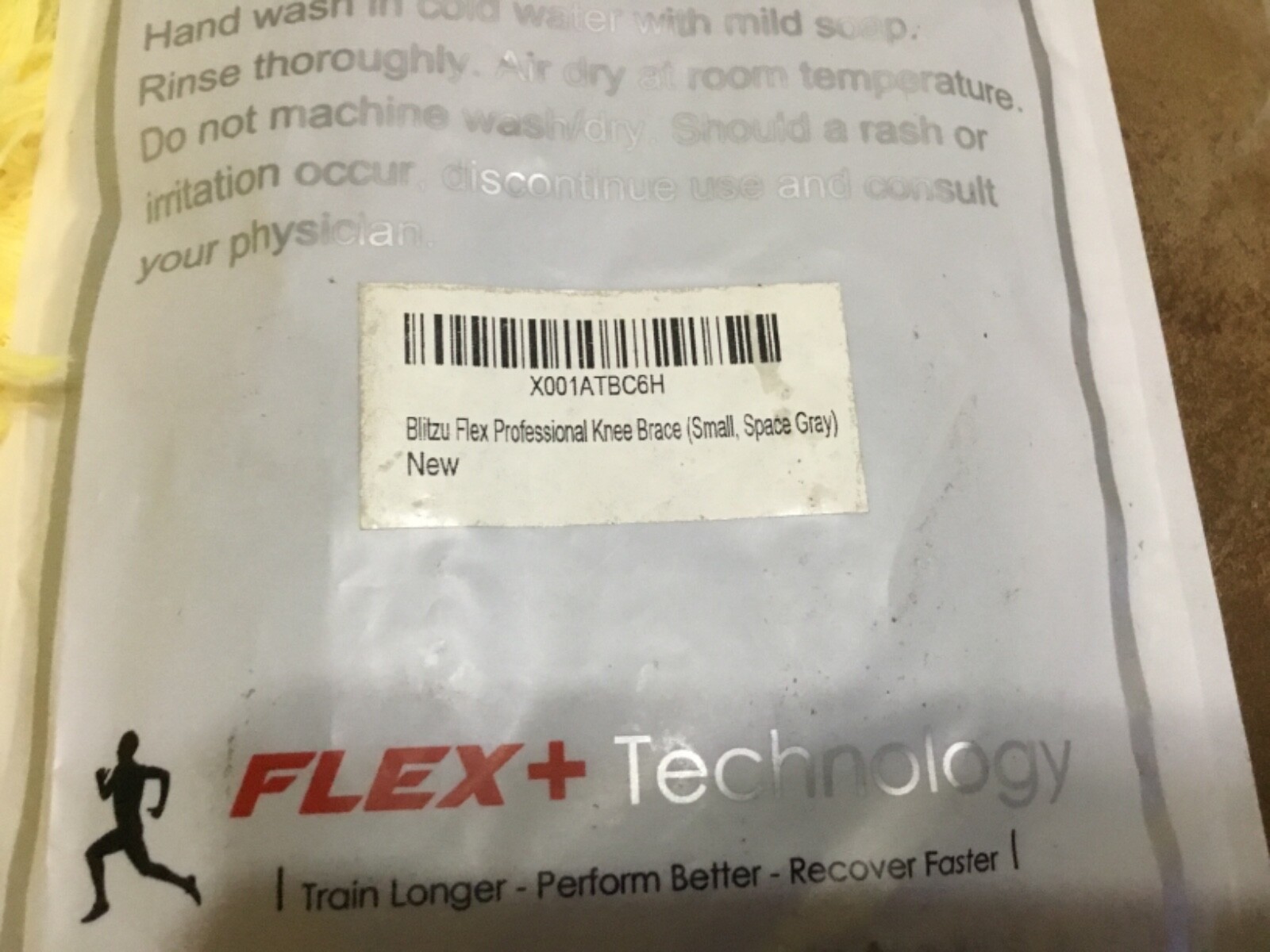 Blitzu Flex Professional Knee Sleeve New in Package Small Gray in color