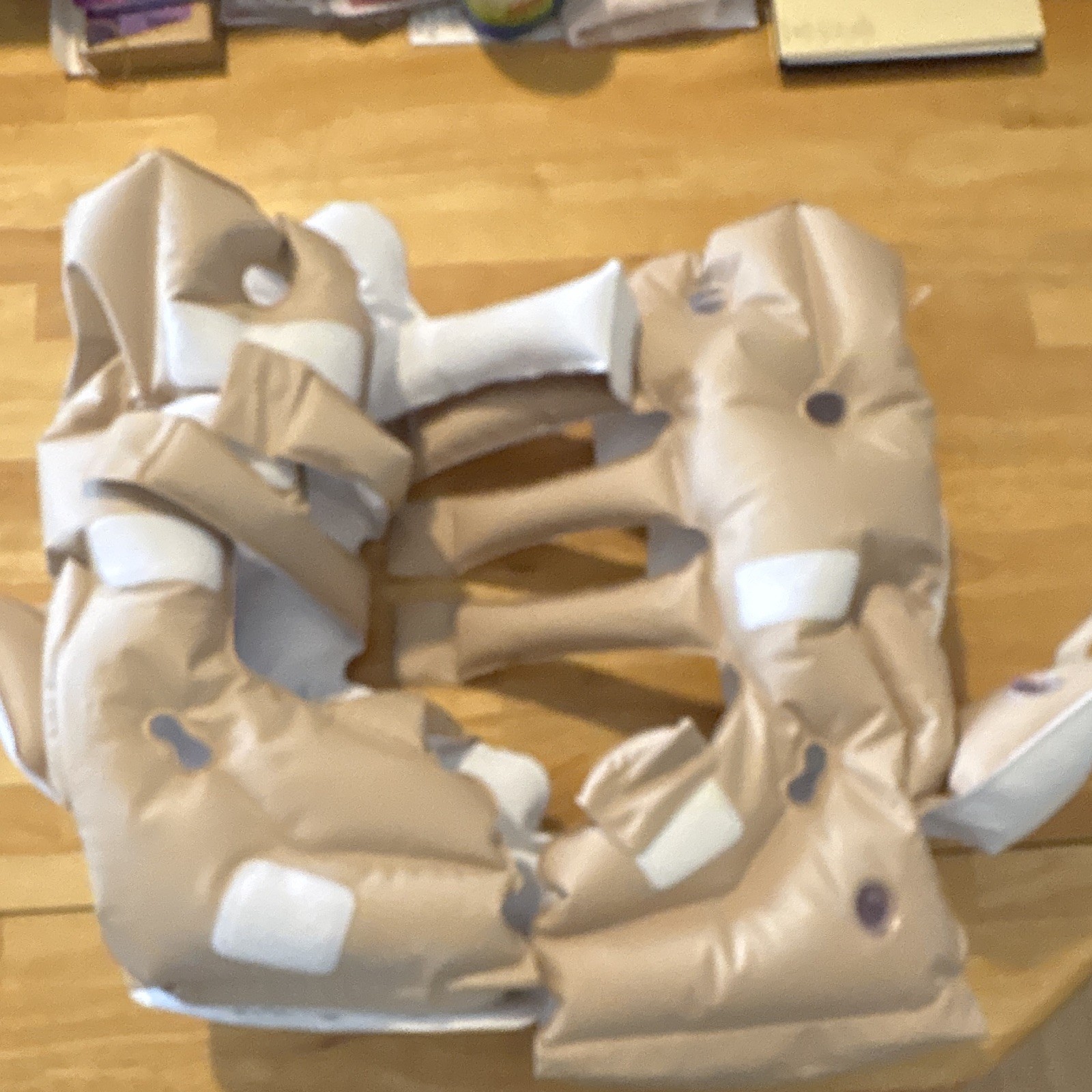 Inflatable Foot Ankle Compression Boots Pair One Size Beige White Unisex Adult