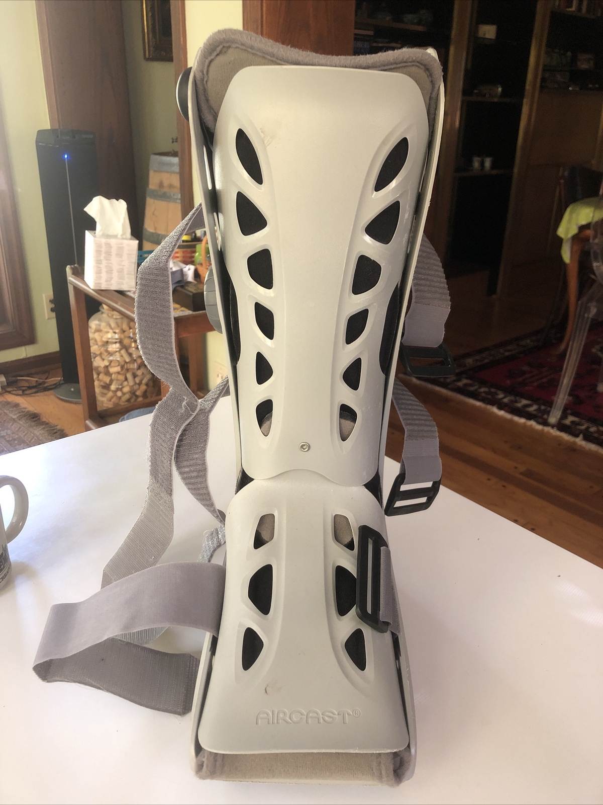 Aircast walking boot Rebound Air Walker Medium Broken Leg Ankle Fast Shipping