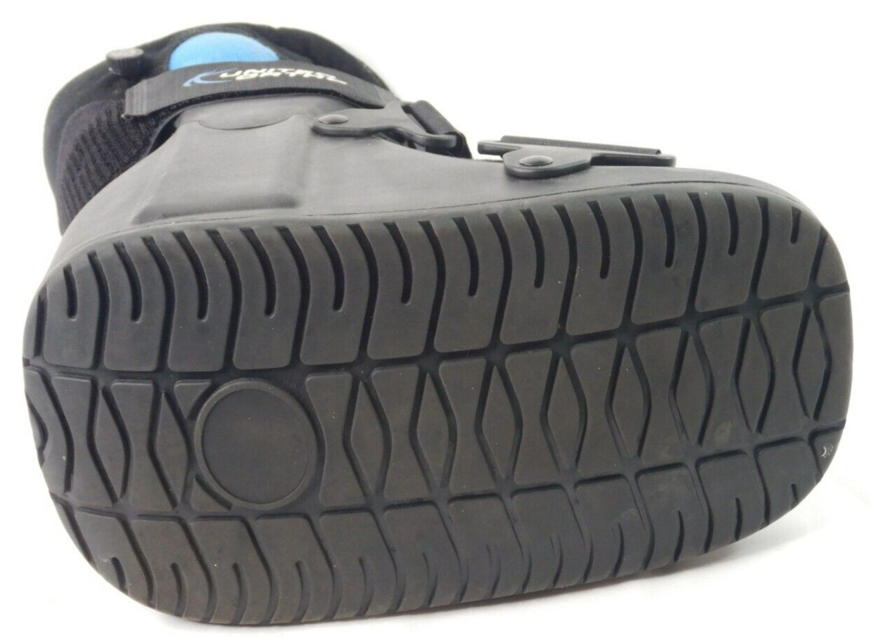 United Ortho Short Air Cam Walker Fracture Boot Extra Small Black