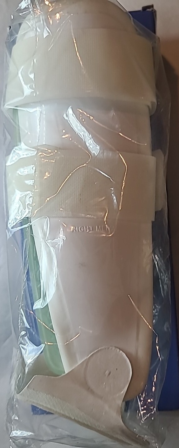 Delacher Associates Air Gel Ankle Stirrup Brace Left Youth