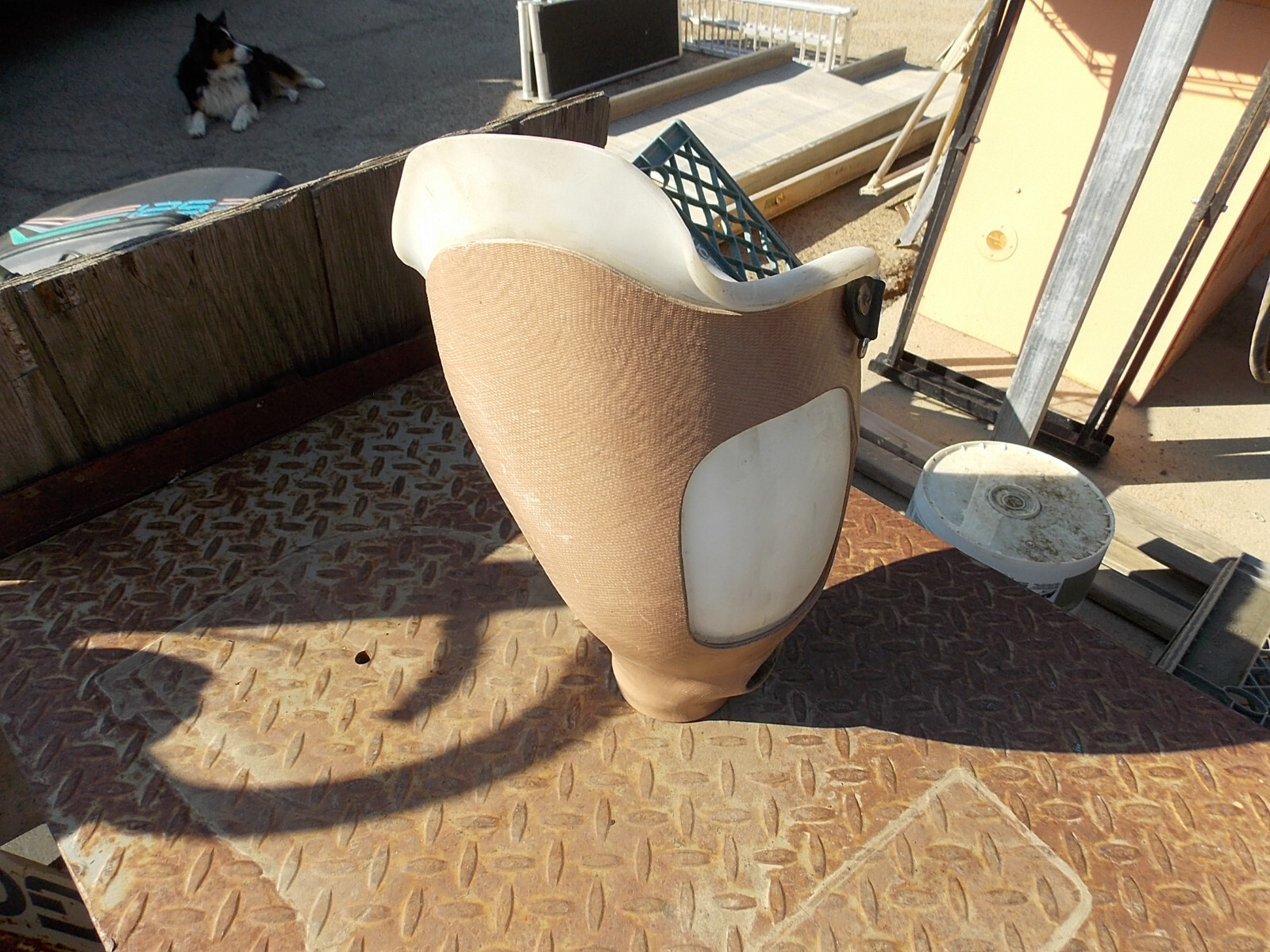 prosthetic leg socket INSIDE 6 3/4 wide at widest INSIDE 11 5/8 tall at tallest