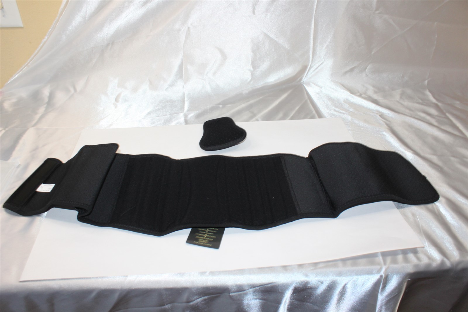 Back Brace with Removable Lumbar Pad Black Size Medium 27-33″