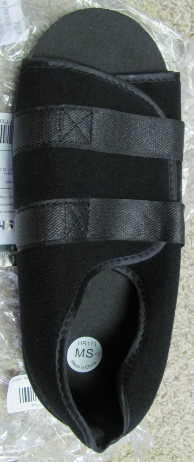 Health Design Soft Touch Post-Op Shoe – Men’s Small (New)