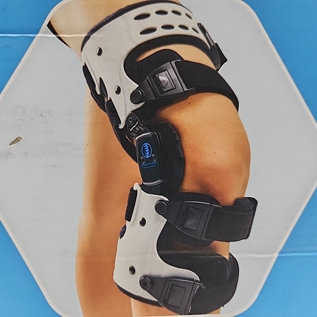 Comfyorthopedic OA Unloader Knee Brace for Medial Knee Pain L1851/L1843 Right
