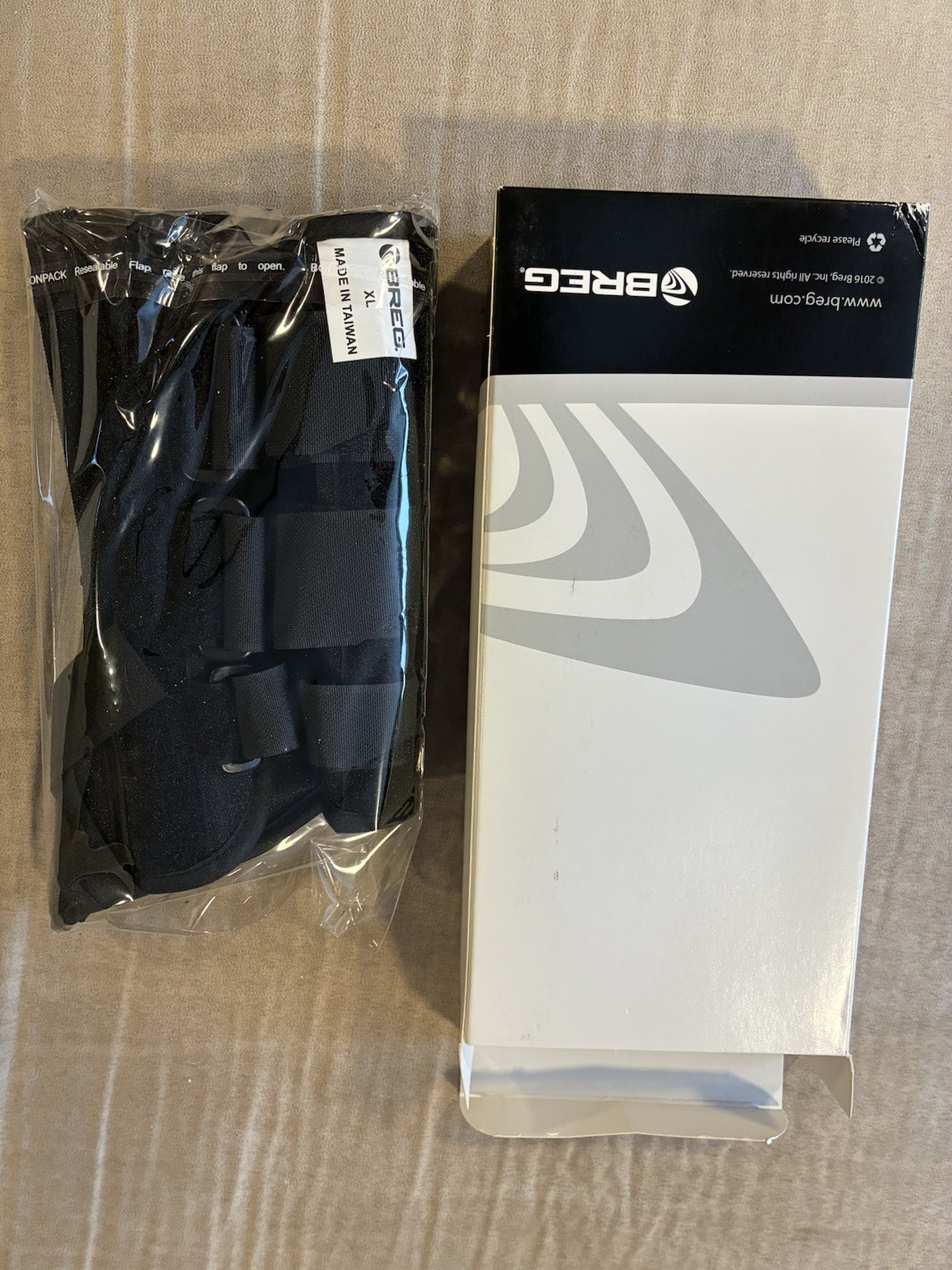 Breg Wrist Pro with Thumb Spica 9”-10” X-Large Left 10345 New In Box