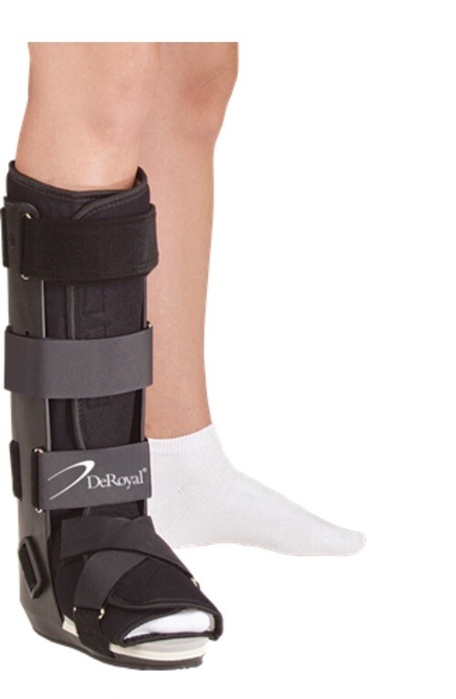 1-DeRoyal Tracker EX Walker Closed Heel With Wide Foot Plate XL SEALED 15590008