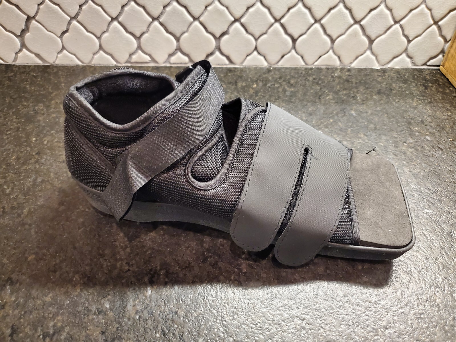 ProCare Squared Toe Post-Op Shoe EUC Size: Medium