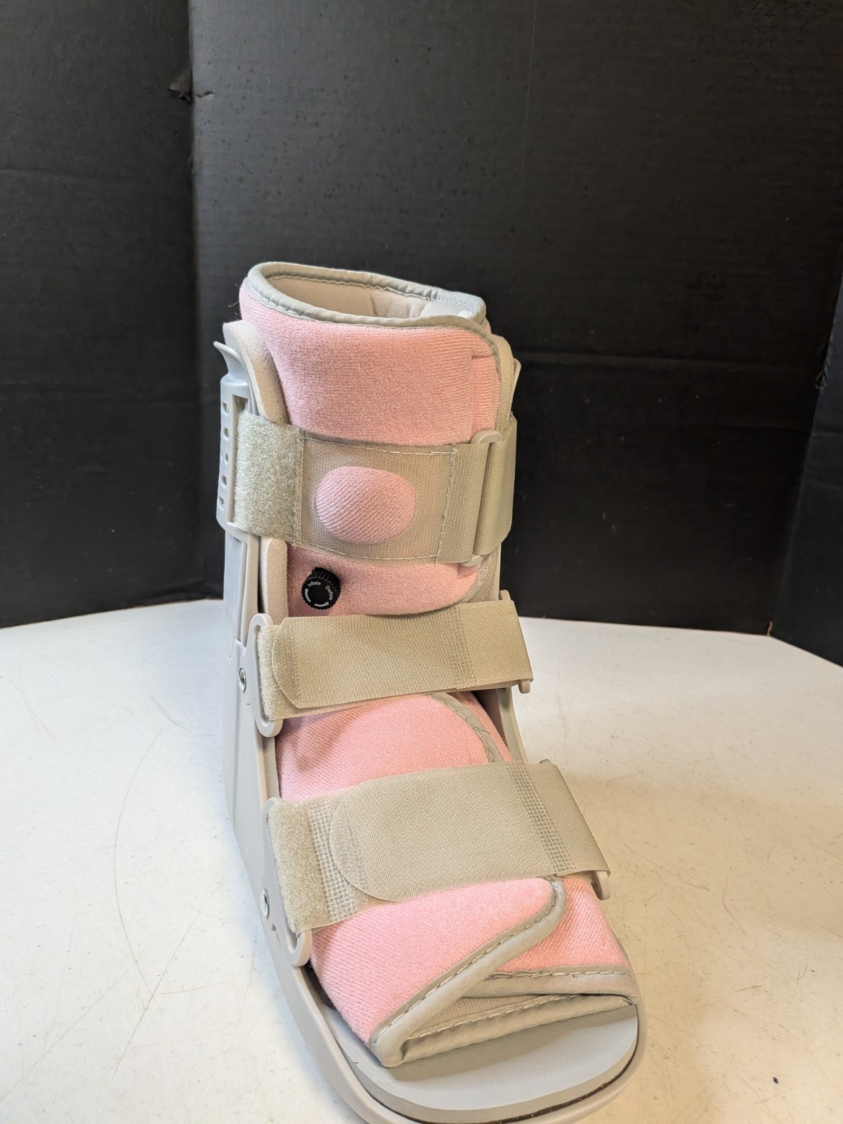 Jewlri Walking Boot for Broken Foot, Air Cam Walker Boot for Foot Injury Adju..