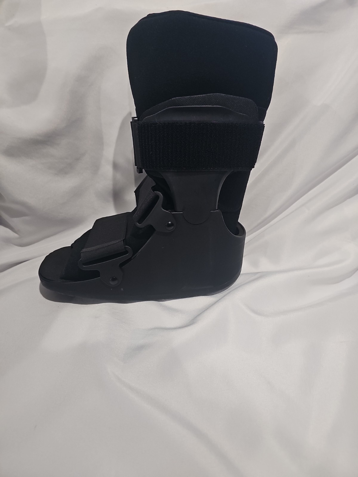 New! size SMALL : United Ortho Ankle Stabilizer Boot Support