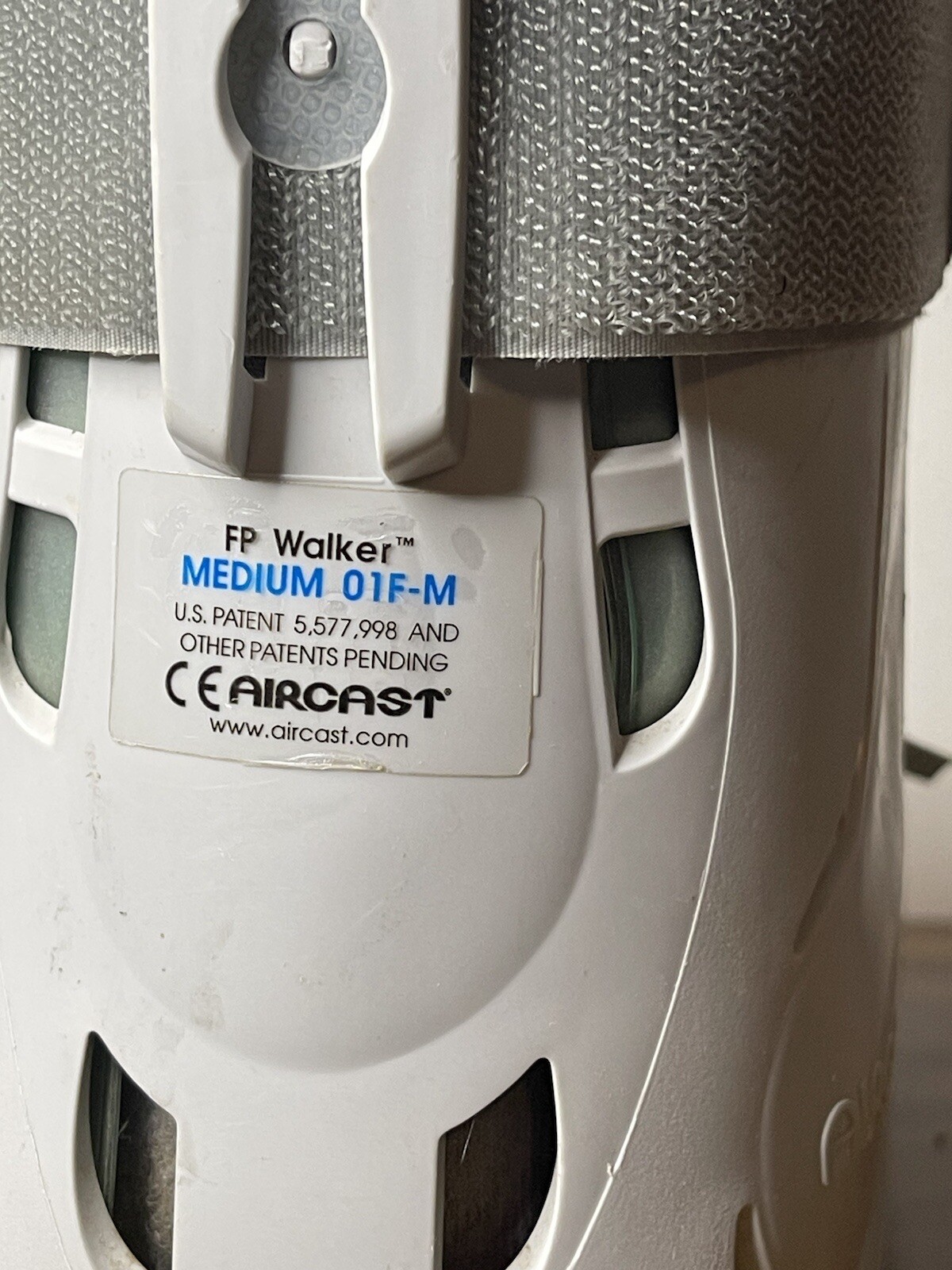 Aircast FP Walker Walking Boot Size Medium 01F-M – No Pump Used