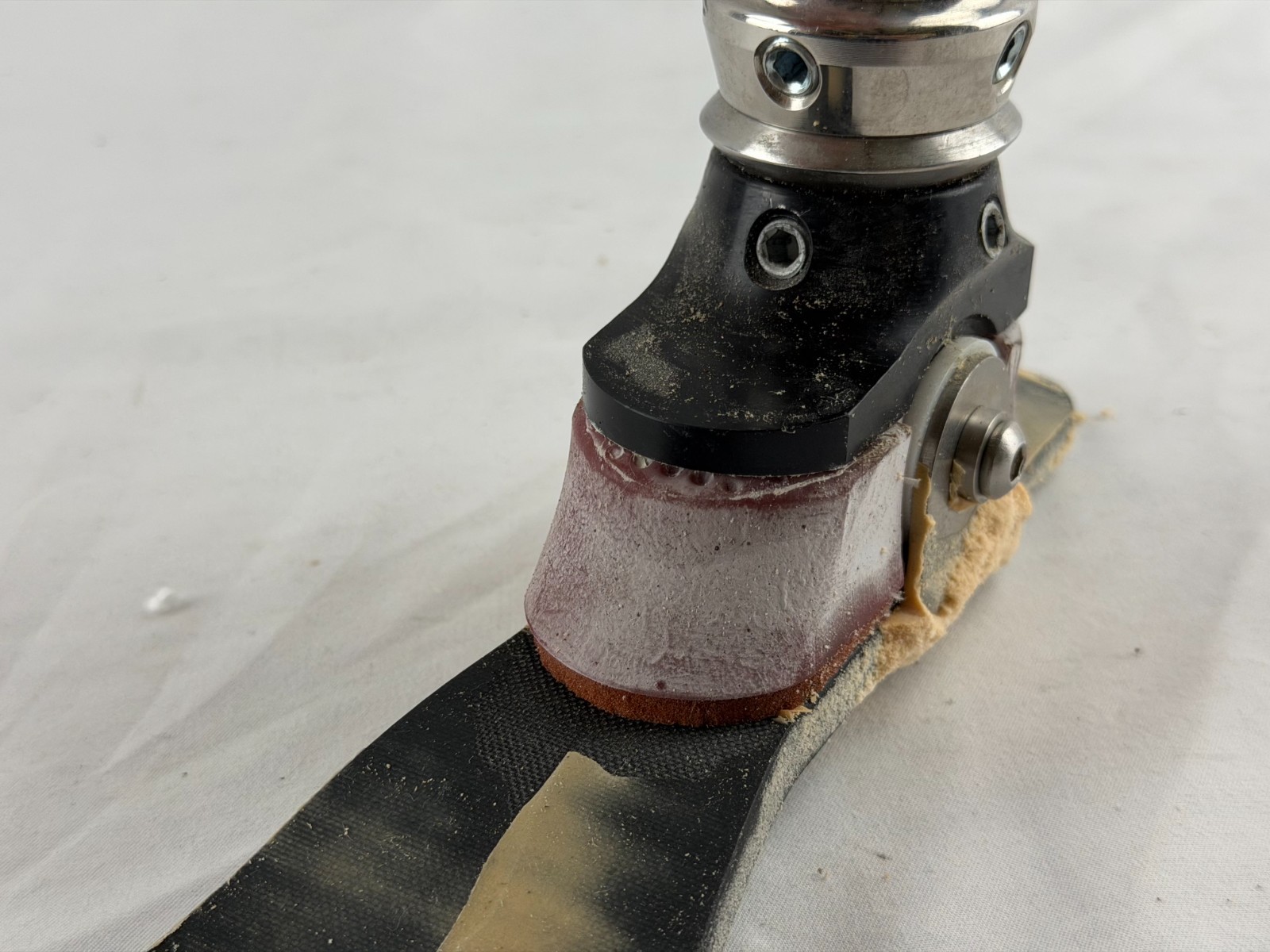 Carbon Fiber Prosthetic Foot & Tube Adapter – Modular Alignment – 136kg/300lbs