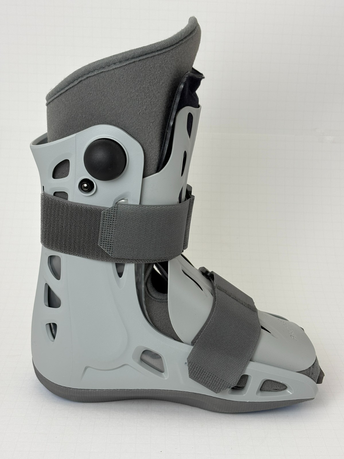 Aircast AirSelect Short Walker Brace / Walking Boot – Gray, Size: M