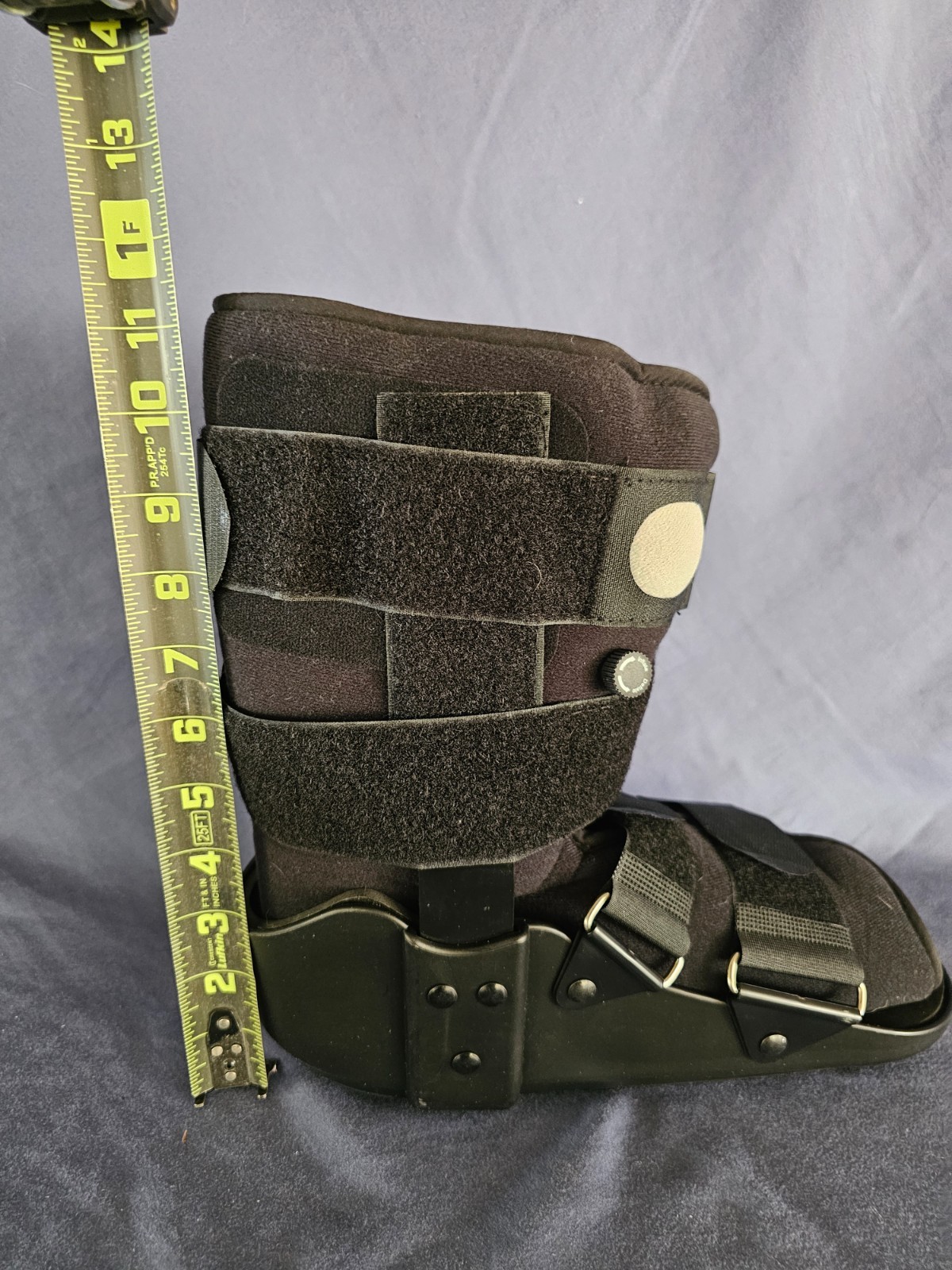 Medibot Walking Boot Air Cam Walker Fracture Boot Medium M Men 6-9 Women 7-10