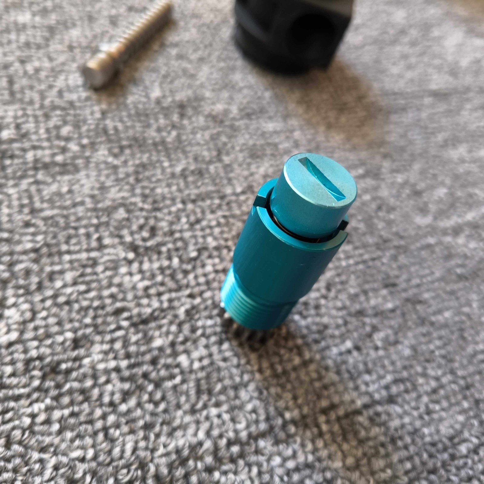 Prosthetic Lock Core Button, Reverse Thread, Compatible with ALPS Lock System