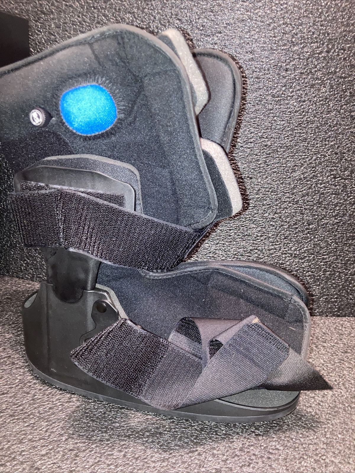 United Ortho Short Air Cam Walker Fracture Boot Large Black Medium size 7-9