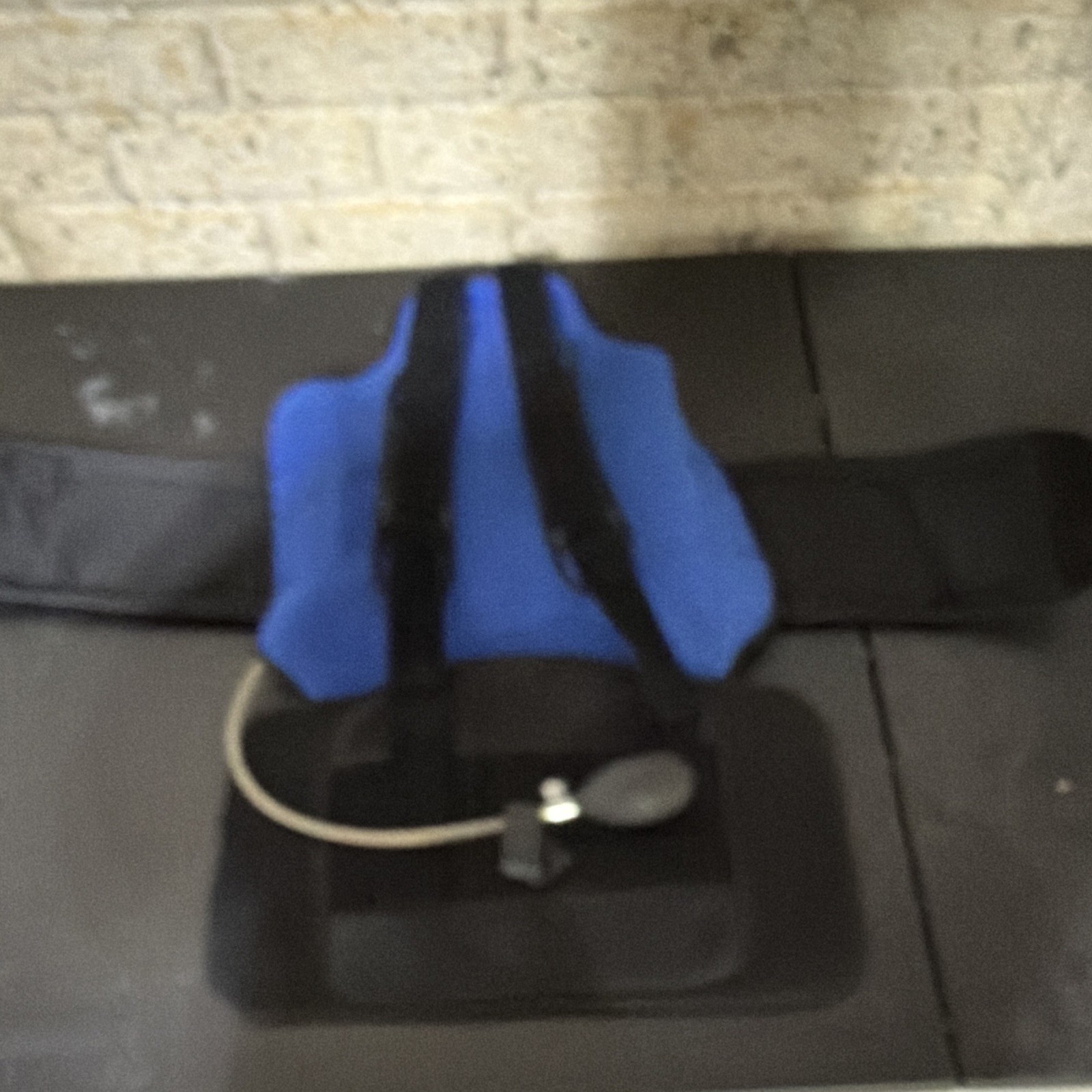 Nvorliy Adjustable Inflatable Lumbar Support Belt Air Pump Black/Blue Size M
