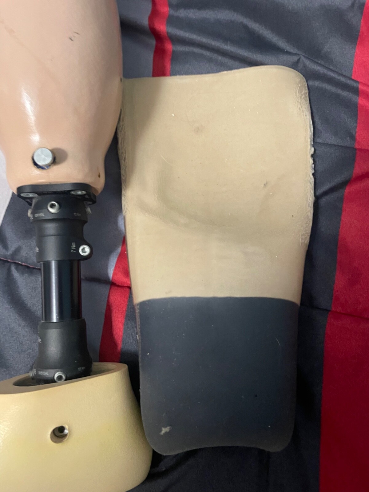 Prostetic Leg Trulife great shape below knee