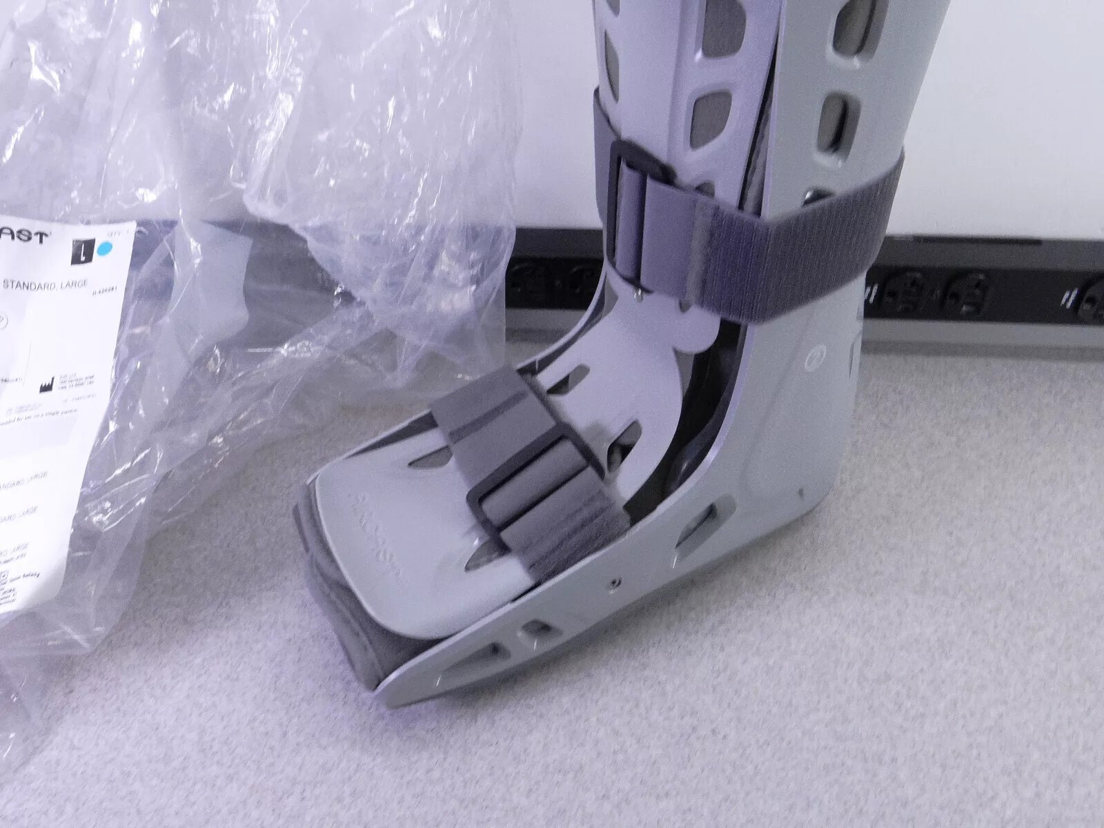 Large DJO Aircast Air Select walker brace walking boot standard – MINT