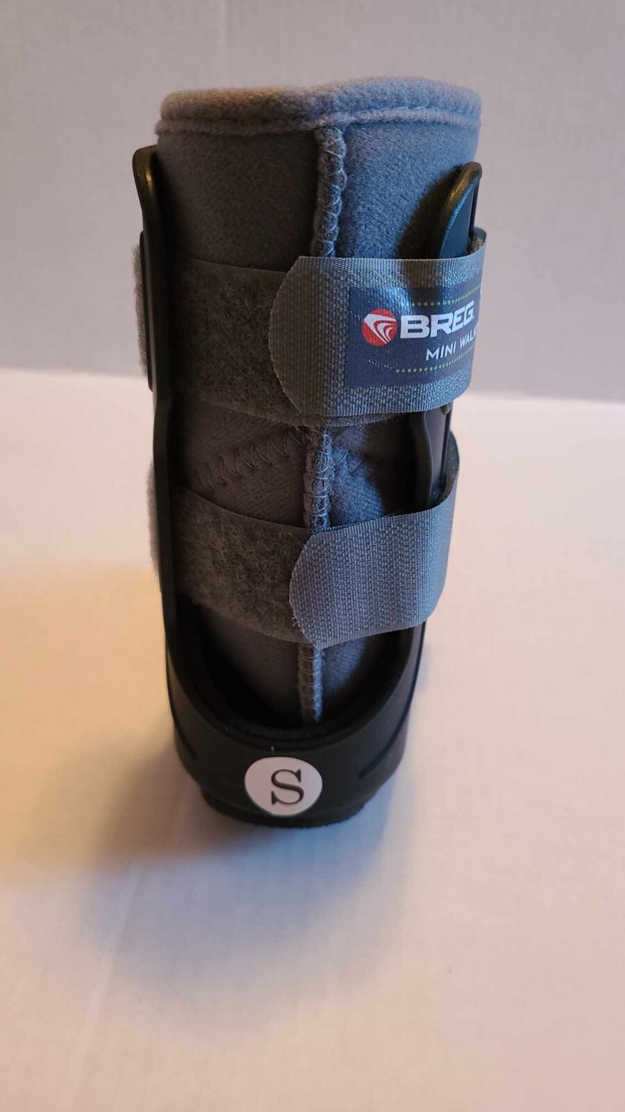 Breg Mini Walker Boot Nylon Size 5-6 Small item 77032